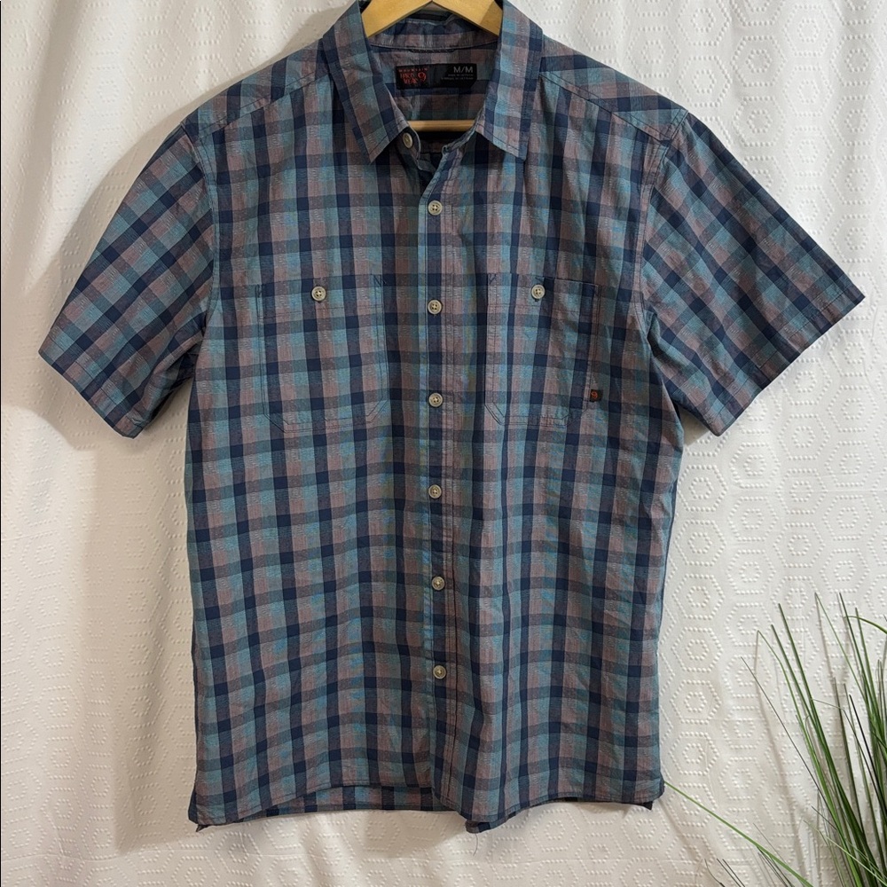 Mountain Hardwear button down shirt